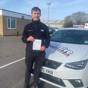 Read more about the article Manual Driving Lessons