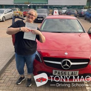 Read more about the article Driving Instructors London